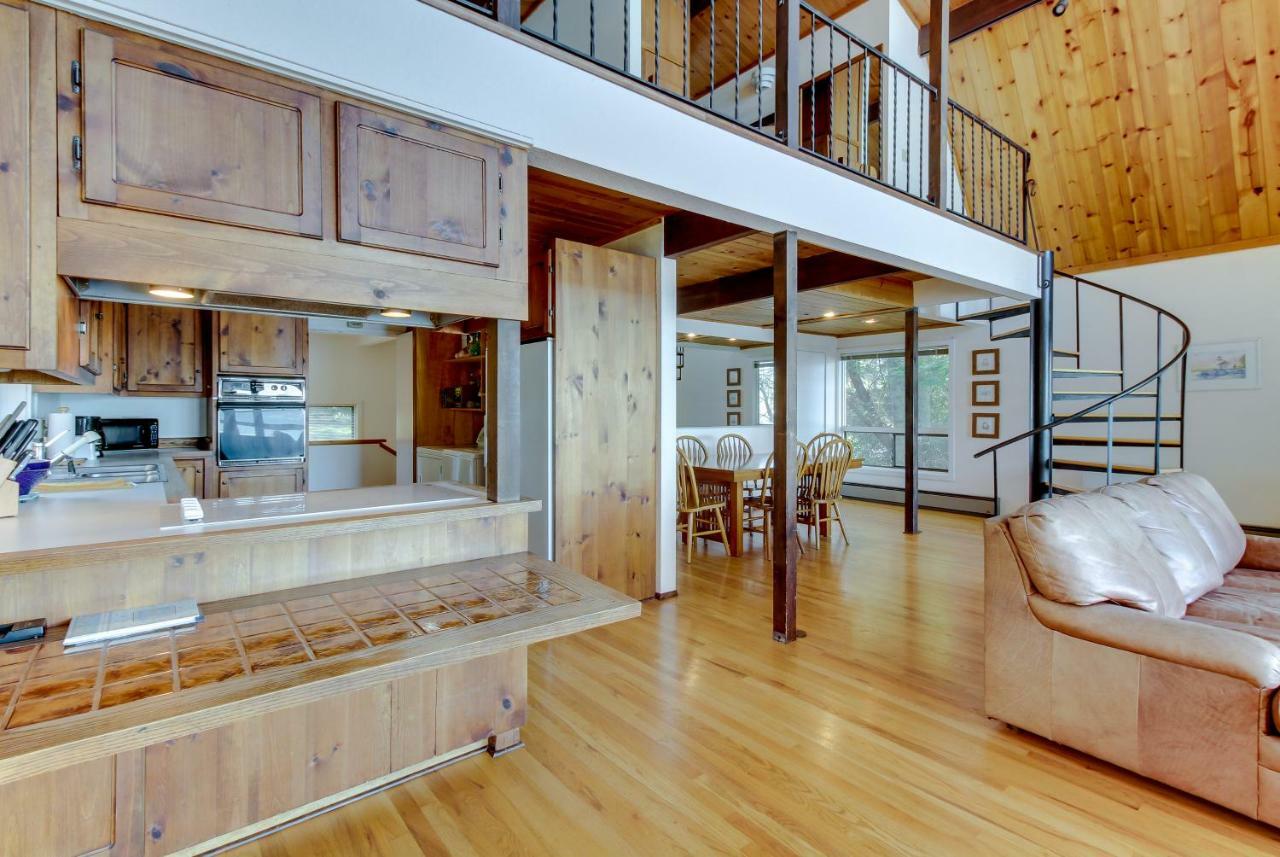Lopez Island Hunter Bay Waterfront Home ภายนอก รูปภาพ