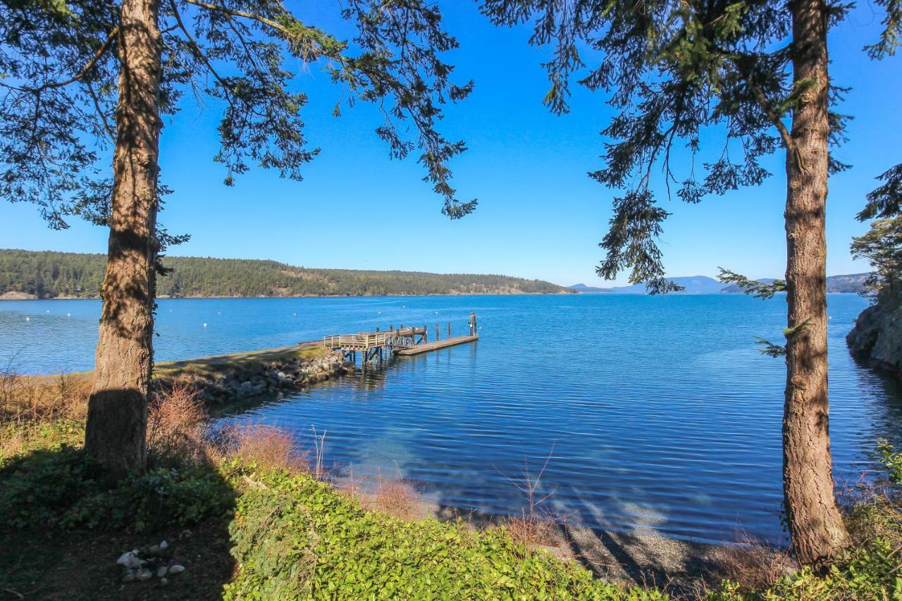 Lopez Island Hunter Bay Waterfront Home ภายนอก รูปภาพ