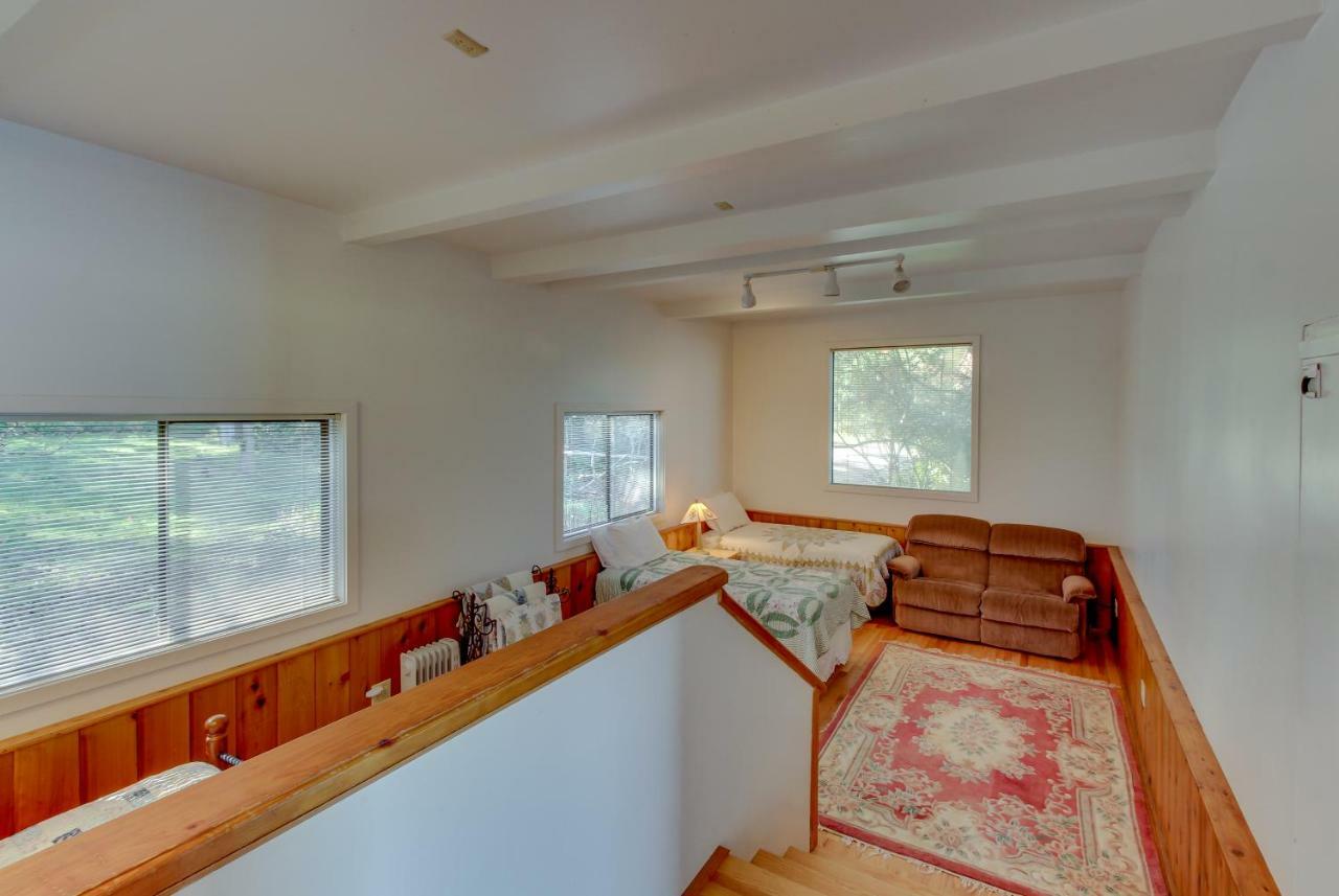 Lopez Island Hunter Bay Waterfront Home ภายนอก รูปภาพ