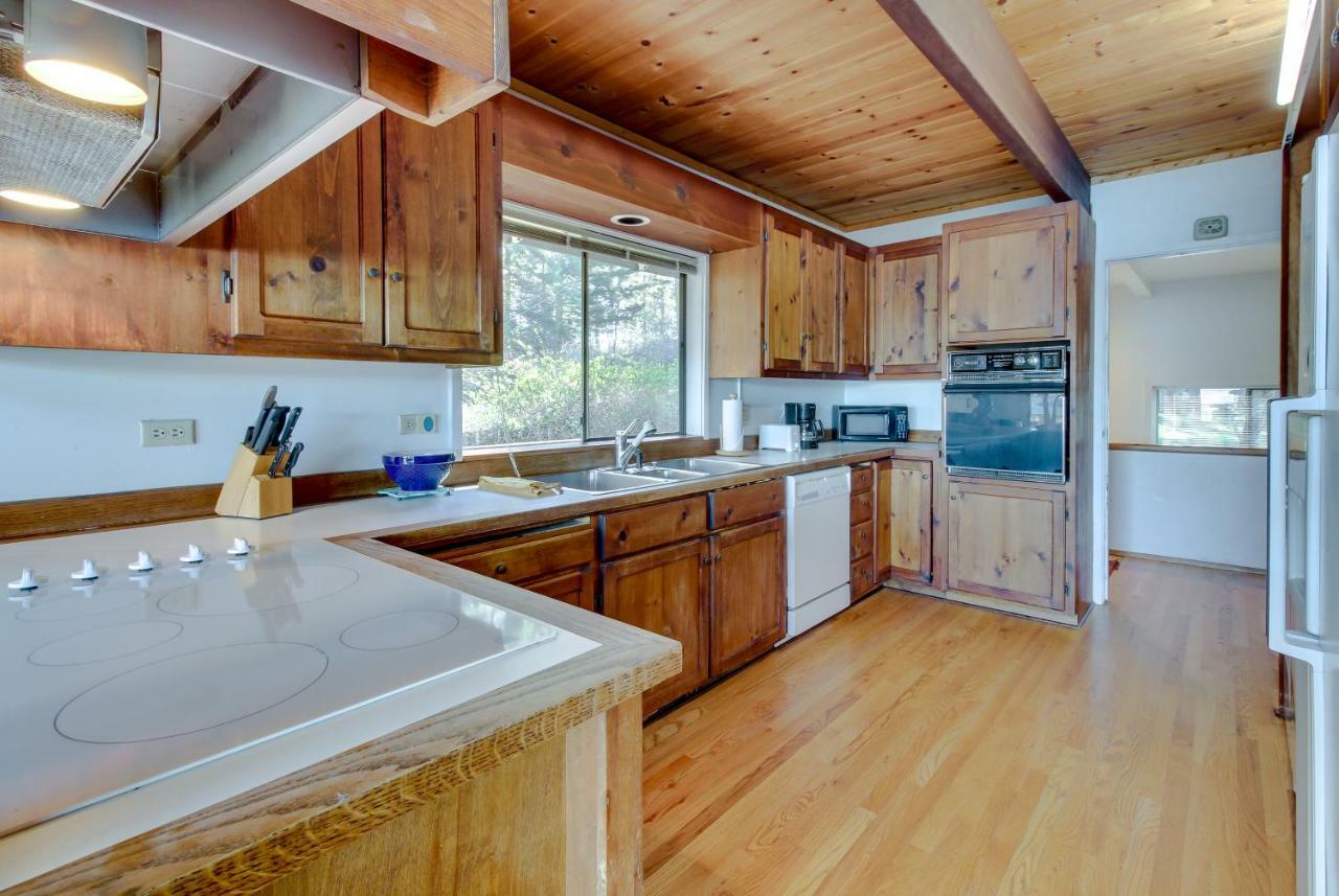 Lopez Island Hunter Bay Waterfront Home ภายนอก รูปภาพ
